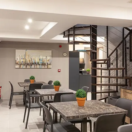 Appartement Modern, Large And Spacious Home, Perfect For Group By 360 Estates