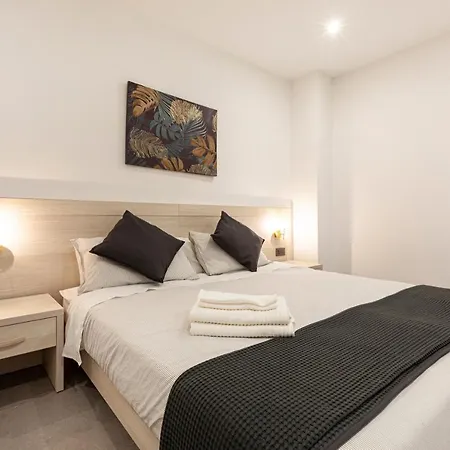 Appartement Modern, Large And Spacious Home, Perfect For Group By 360 Estates *