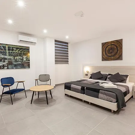 Modern, Large And Spacious Home, Perfect For Group By 360 Estates Appartement *