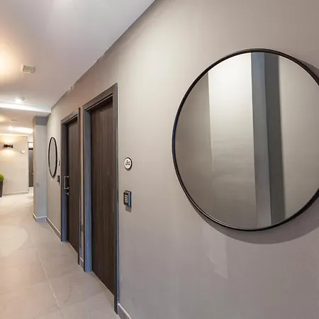 Appartement Modern, Large And Spacious Home, Perfect For Group By 360 Estates