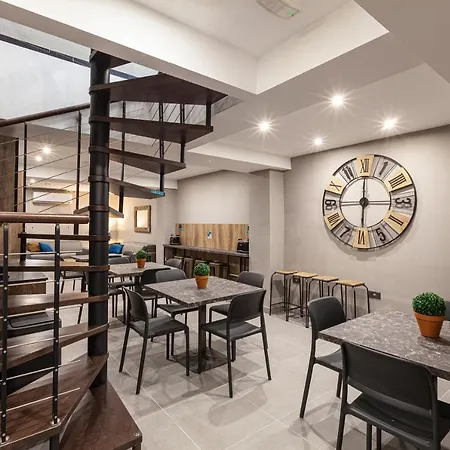 Appartement Modern, Large And Spacious Home, Perfect For Group By 360 Estates *